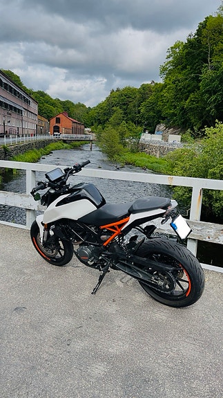 KTM 125 Duke 7 of 7