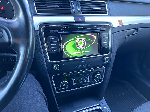 Skoda Superb 7 of 11