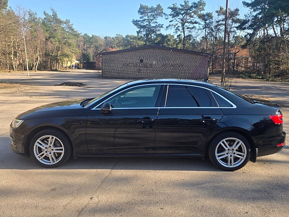 Audi A4 6 of 15