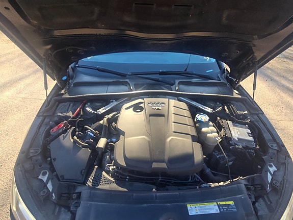 Audi A4 14 of 15