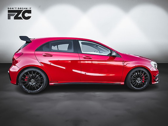 Mercedes-Benz AMG GT Coupe 4 of 5