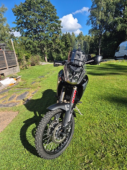 Yamaha TÉNÉRÉ 700 2 of 5