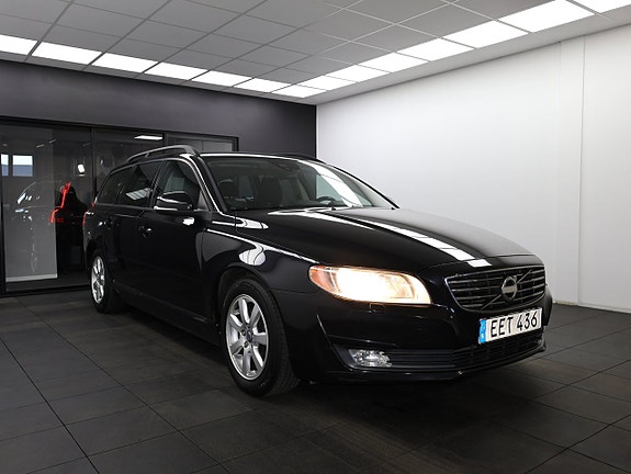 Volvo V70 4 of 5