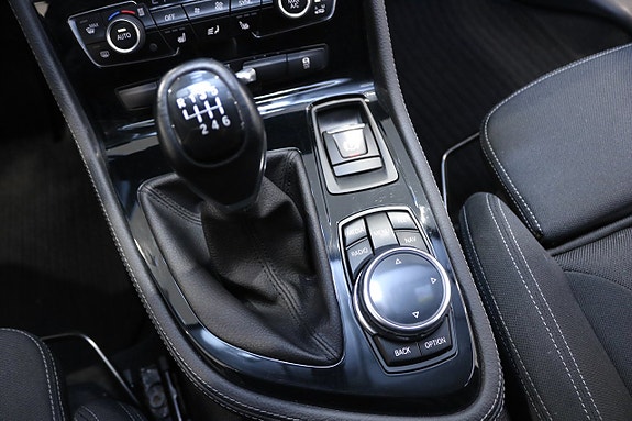 BMW 218 18 of 23