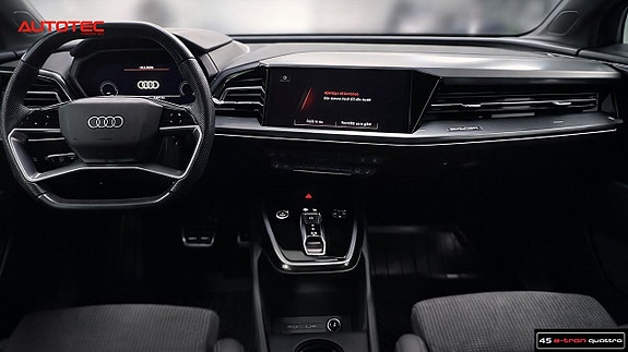 Audi Q4 e-tron 13 of 26