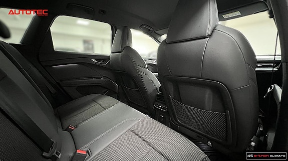 Audi Q4 e-tron 23 of 26