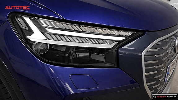 Audi Q4 e-tron 9 of 26
