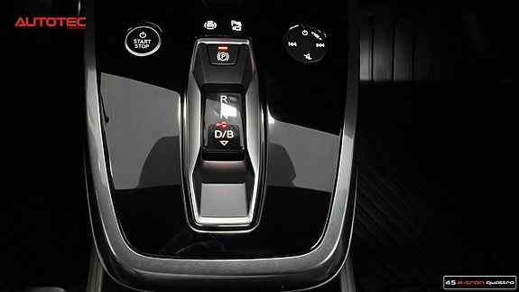 Audi Q4 e-tron 22 of 26