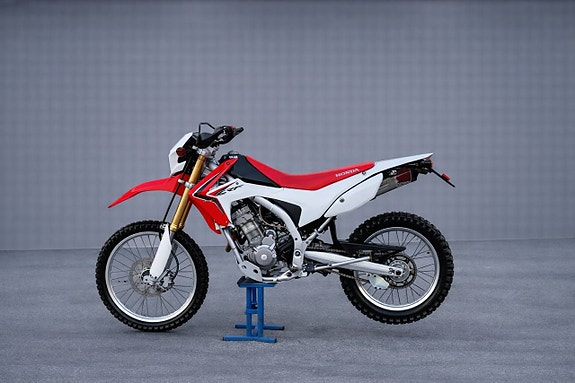 Honda Crf 250L 2 of 11