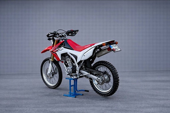 Honda Crf 250L 3 of 11