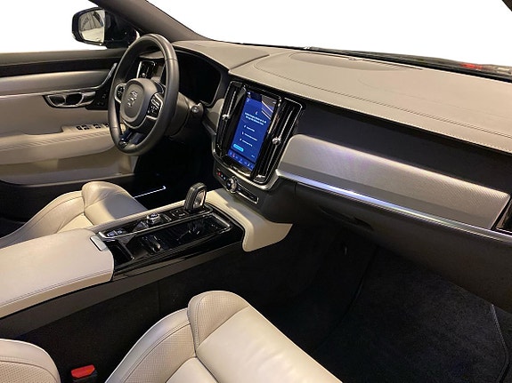 Volvo V90 4 of 14