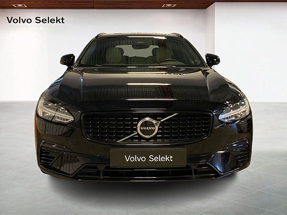 Volvo V90 8 of 14