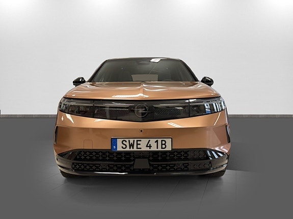 Opel Grandland 2 of 5