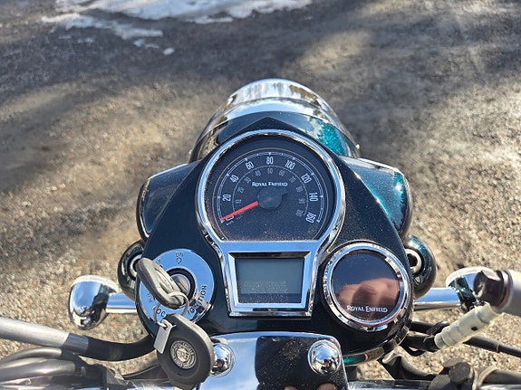 Royal Enfield Classic 350 12 of 20