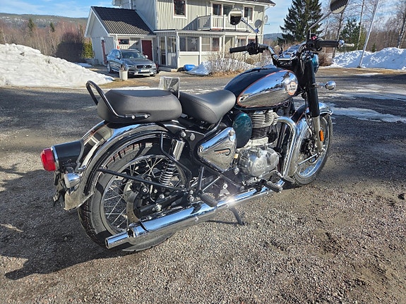Royal Enfield Classic 350 3 of 5