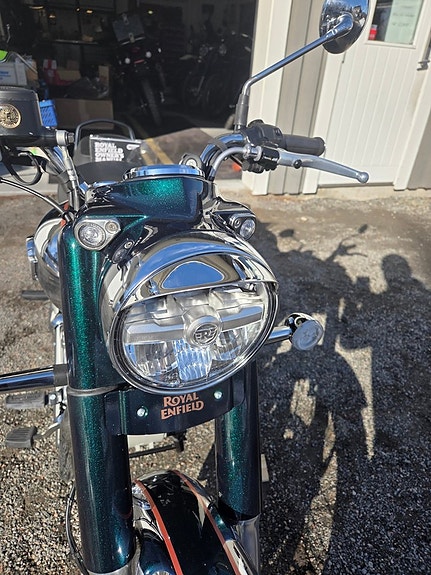 Royal Enfield Classic 350 14 of 20