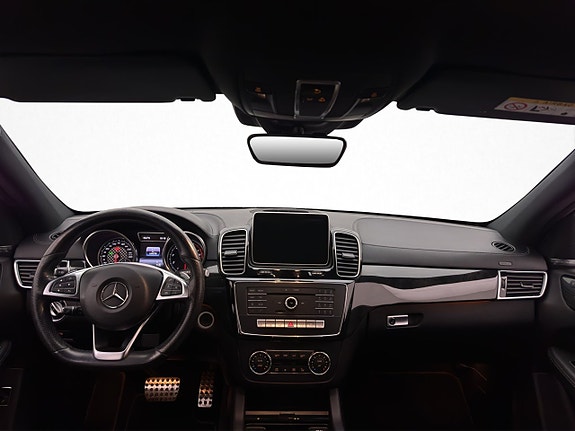 Mercedes-Benz GLE450 13 of 30