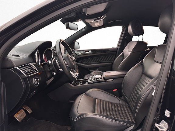 Mercedes-Benz GLE450 17 of 30