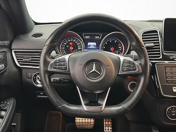 Mercedes-Benz GLE450 14 of 30