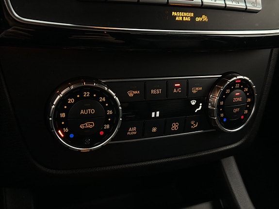 Mercedes-Benz GLE450 28 of 30