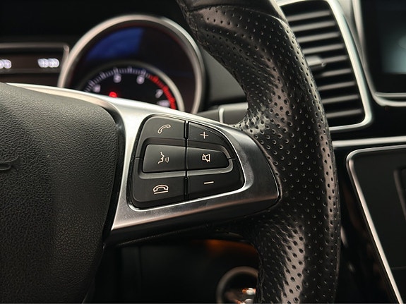 Mercedes-Benz GLE450 22 of 30