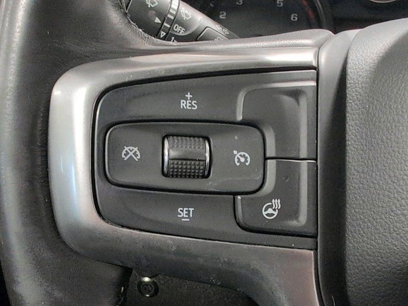 Chevrolet Silverado 1500 15 of 18
