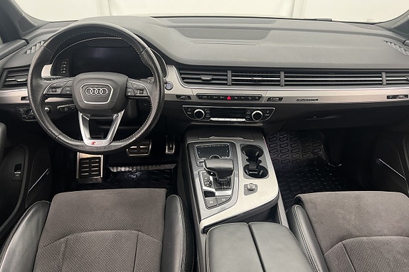 Audi Q7 10 of 30