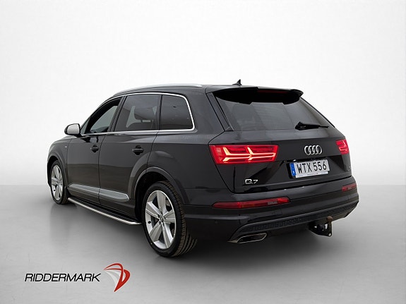 Audi Q7 6 of 30
