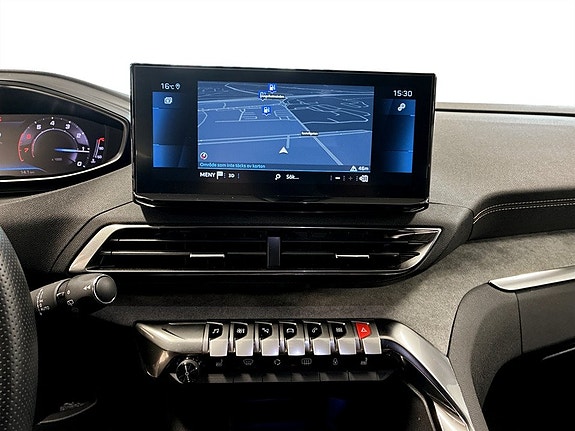 Peugeot 5008 11 of 16