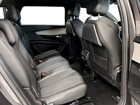Peugeot 5008 13 of 16