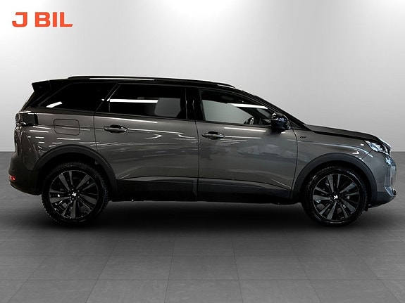 Peugeot 5008 14 of 16