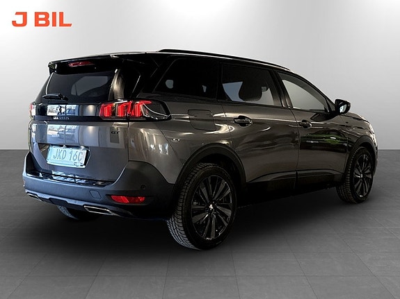 Peugeot 5008 4 of 5