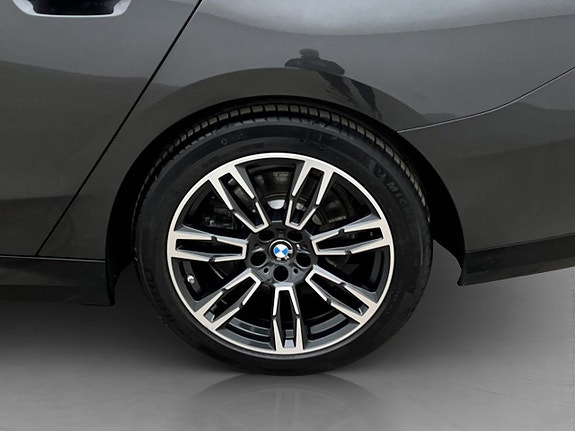 BMW 520d 30 of 30