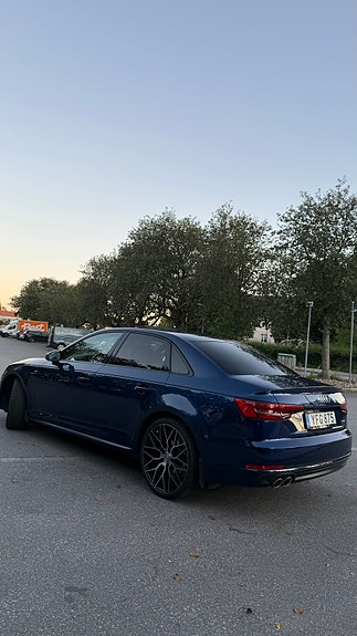 Audi A4 3 of 8