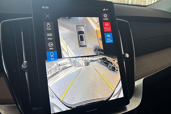 Volvo XC90 10 of 17