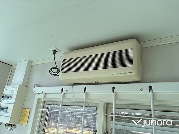 Product image 27 of 45