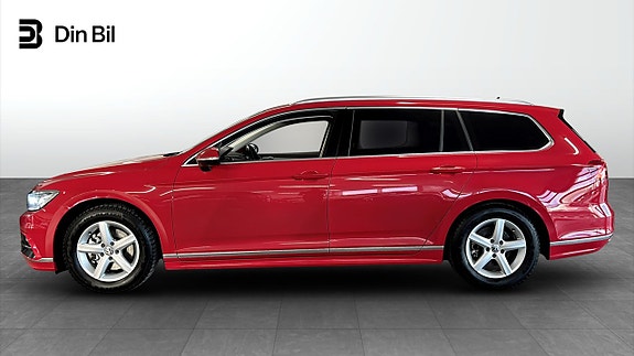 Volkswagen Passat 3 of 5