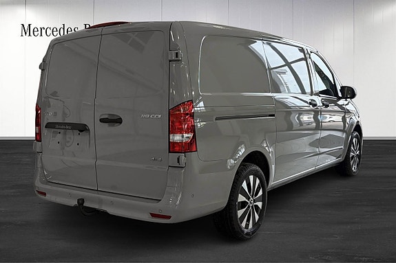 Mercedes-Benz Vito 119 4 of 5