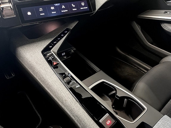 Peugeot 5008 15 of 24