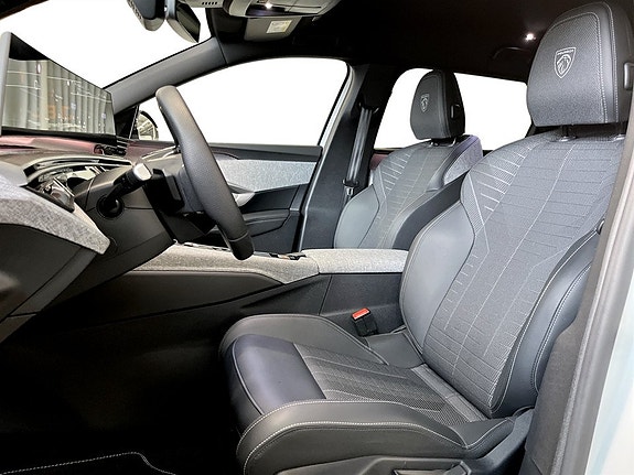 Peugeot 5008 4 of 24