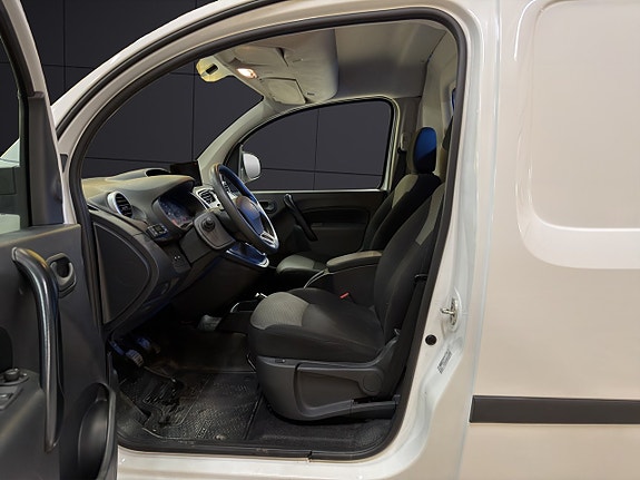 Renault Kangoo Express 12 of 24