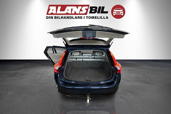 Volvo V60 7 of 10