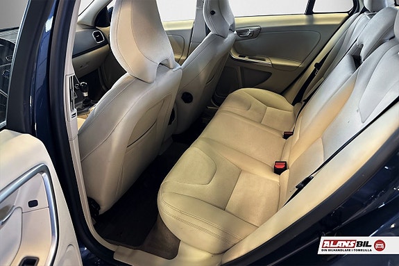 Volvo V60 6 of 10