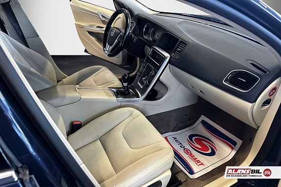 Volvo V60 8 of 10