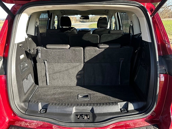 Ford S-MAX 17 of 22