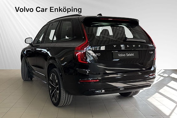 Volvo XC90 5 of 30