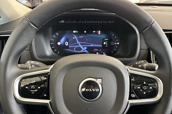 Volvo XC90 25 of 30