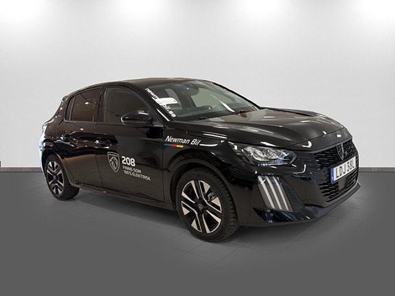 Peugeot 208 3 of 5