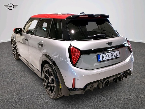 MINI Cooper 5 of 5