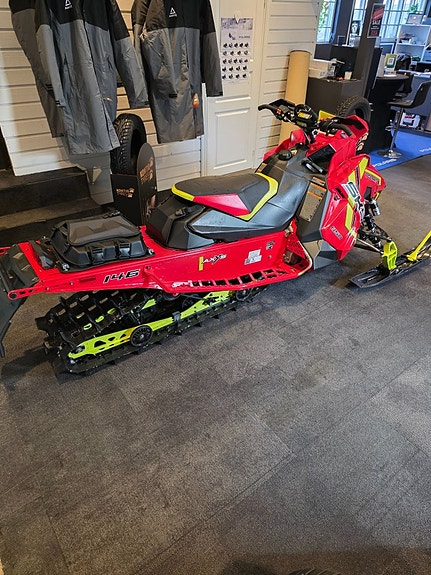 Polaris 850 sks 146" 1090:- i mån utan handpenning 7 of 7